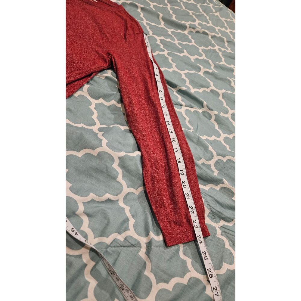 Old Navy Women’s Long Sleeve Medium Red Crew Neck Cotton / Polyester Blend Shirt - Picture 7 of 8